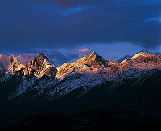 《前线任务3：重制版》7月3日Switch免费试玩 经典机甲战棋